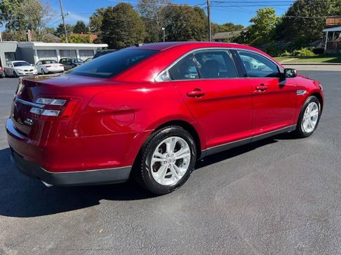 Used 2013 Ford Taurus SEL image 4