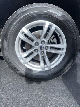 Used 2021 Ford Explorer XLT w/ Equipment Group 202A image 24
