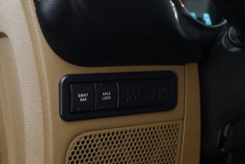 Used 2017 Jeep Wrangler Unlimited Rubicon w/ Connectivity Group image 14