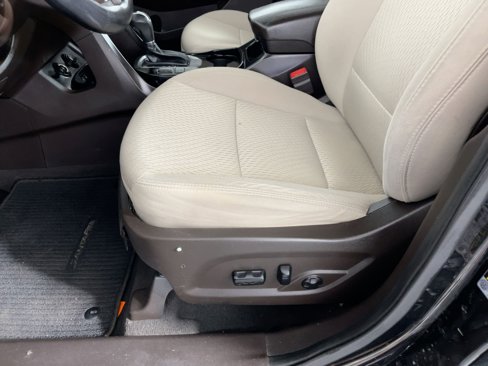 Used 2017 Hyundai Santa Fe Sport image 11