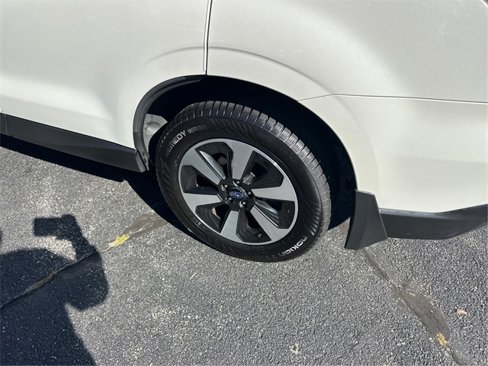 Used 2017 Subaru Forester 2.5i Limited image 14