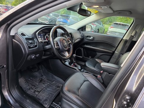 Used 2019 Jeep Compass Limited image 14