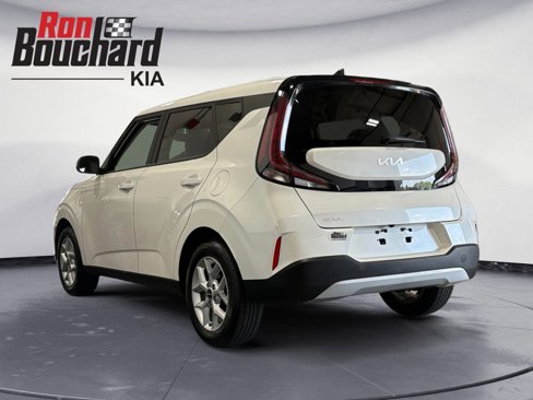 Certified 2023 Kia Soul LX w/ LX Technology Package image 4