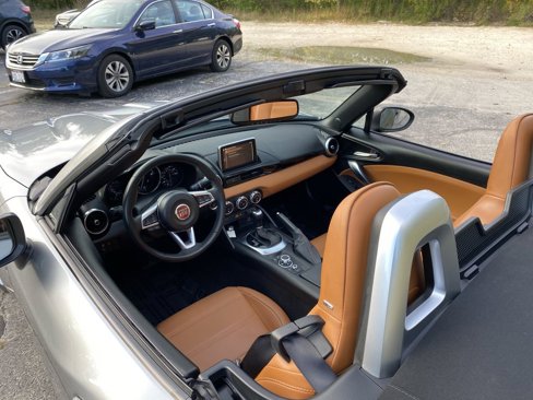 Used 2017 FIAT 124 Spider Lusso image 57
