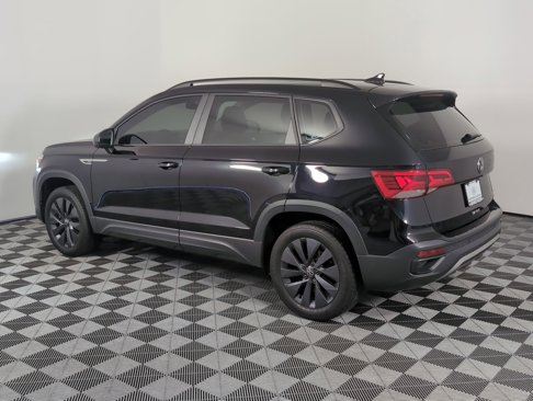 Used 2023 Volkswagen Taos S image 3