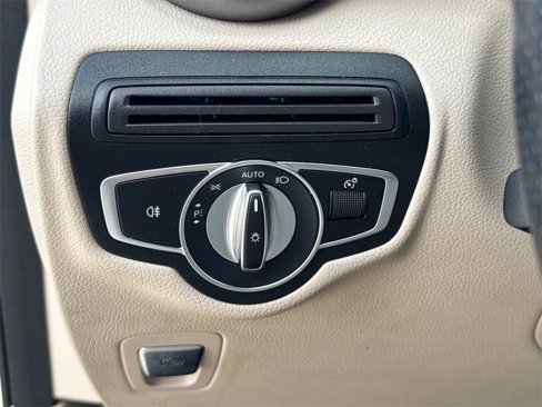 Used 2017 Mercedes-Benz GLC 300 image 20