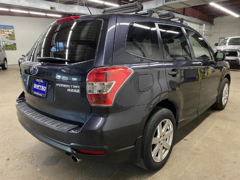 Used 2014 Subaru Forester 2.5i image 5