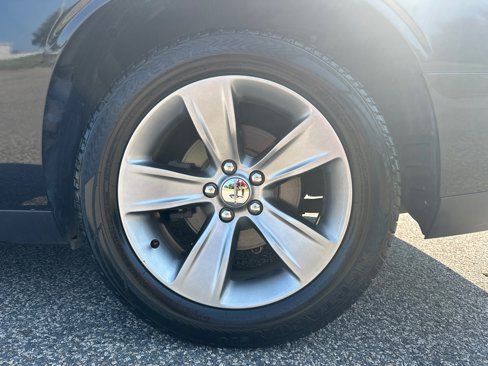 Used 2019 Dodge Challenger SXT image 18