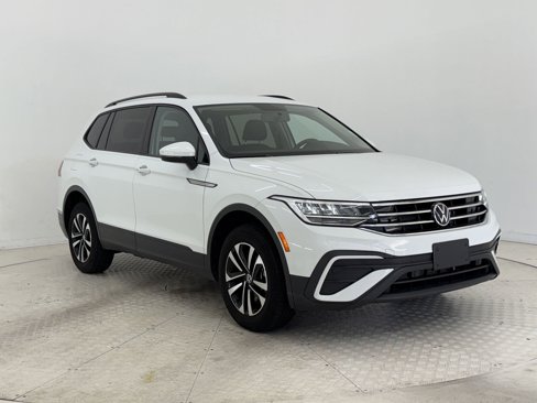 Used 2022 Volkswagen Tiguan S image 7