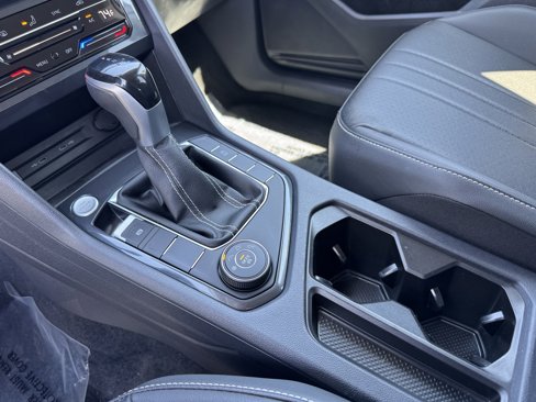 Certified 2023 Volkswagen Tiguan SE image 29