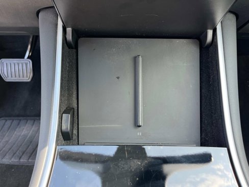 Used 2019 Tesla Model 3 Long Range image 19