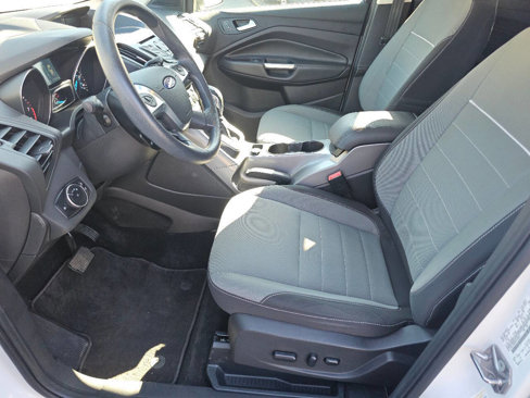 Used 2015 Ford Escape SE image 13