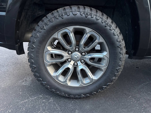 Used 2019 RAM 1500 Laramie w/ Sport Appearance Package image 34