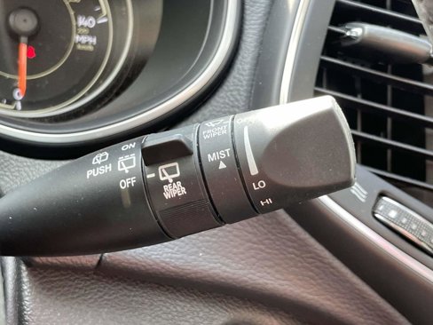 Used 2022 Jeep Cherokee Latitude Lux w/ Sun & Sound Group image 25