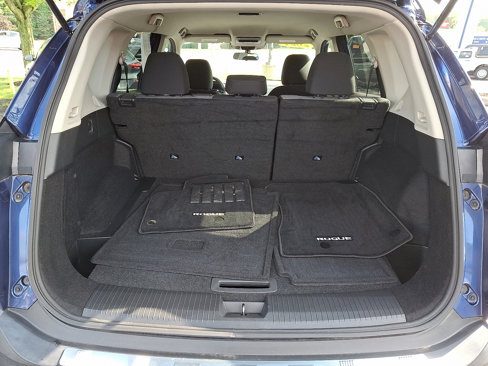 Used 2021 Nissan Rogue SV image 29