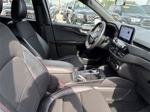 Used 2024 Ford Escape ST-Line image 18