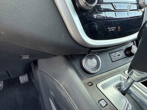 Used 2020 Nissan Murano Platinum image 39
