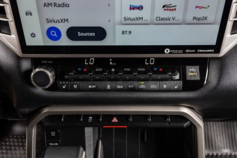 Used 2022 Toyota Tundra Limited image 26