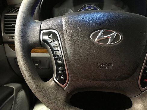 Used 2012 Hyundai Santa Fe GLS image 24