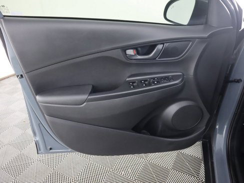 Used 2022 Hyundai Kona SEL image 20