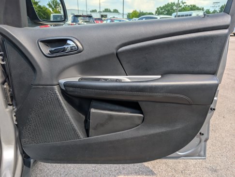 Used 2018 Dodge Journey SE w/ Connectivity Group image 29