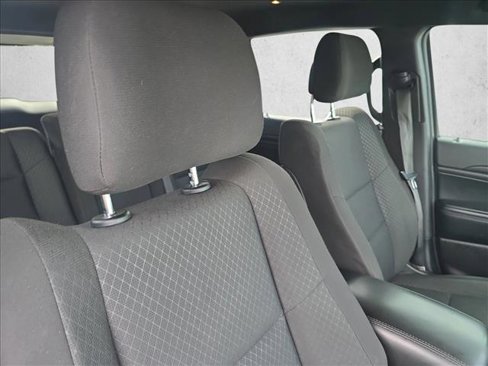 Used 2021 Jeep Grand Cherokee Laredo image 23