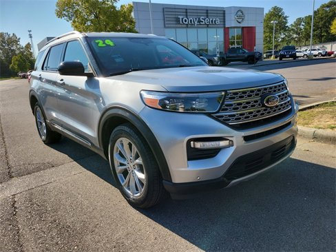 Used 2024 Ford Explorer Limited image 1