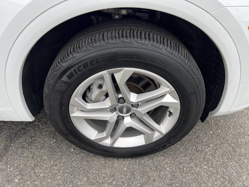 Used 2019 Audi Q5 2.0T Premium w/ Convenience Package image 22