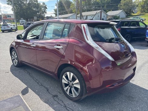 Used 2017 Nissan Leaf SV image 4