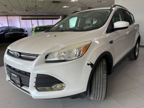Used 2014 Ford Escape SE w/ Equipment Group 201A image 3