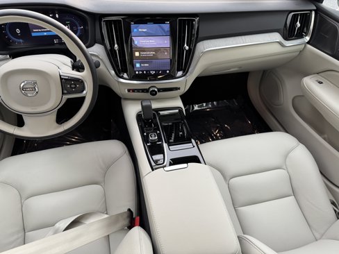 Certified 2024 Volvo S60 T8 Plus image 15