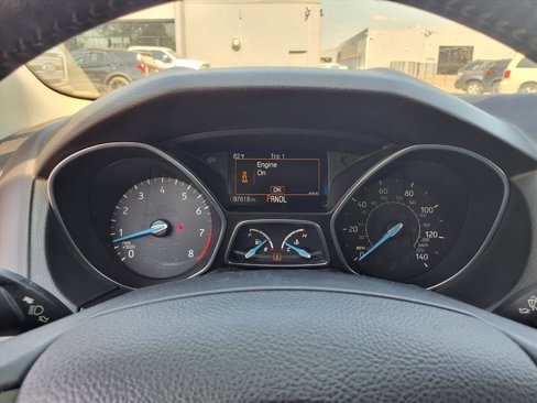 Used 2016 Ford Focus SE w/ SE Winter Package image 16