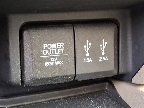 Used 2016 Honda Pilot Touring image 26