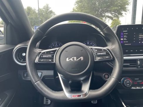 Used 2022 Kia Forte GT-Line image 17