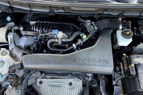Used 2018 Nissan Rogue S image 32