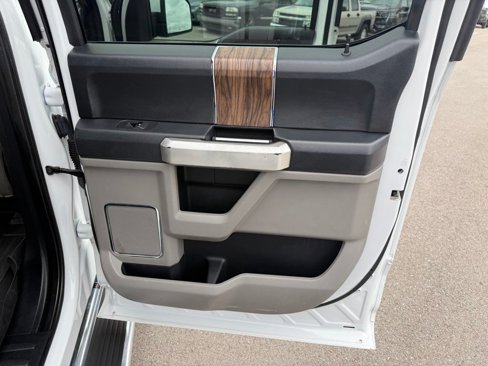 Used 2020 Ford F150 Lariat image 21