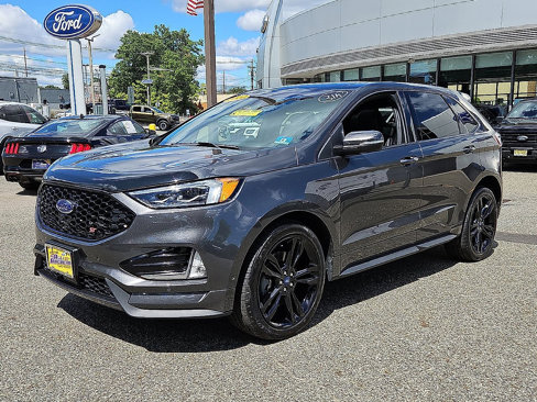 Certified 2020 Ford Edge ST w/ Equipment Group 401A image 4