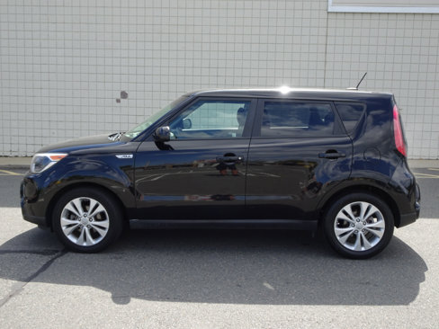 Used 2016 Kia Soul + image 4