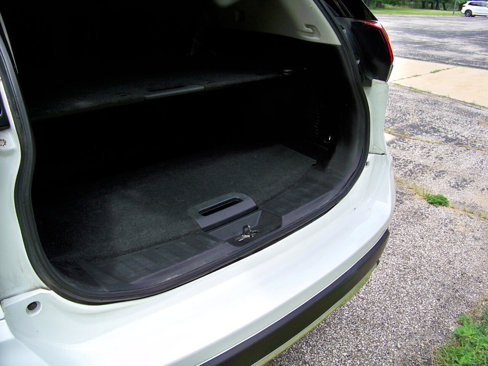 Used 2015 Nissan Rogue SV image 36