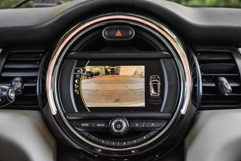Used 2016 MINI Cooper S image 13