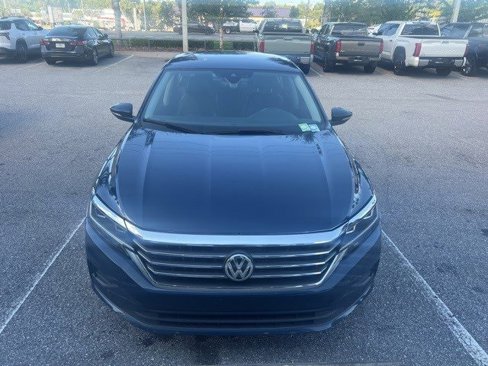 Used 2020 Volkswagen Passat 2.0T SE image 5