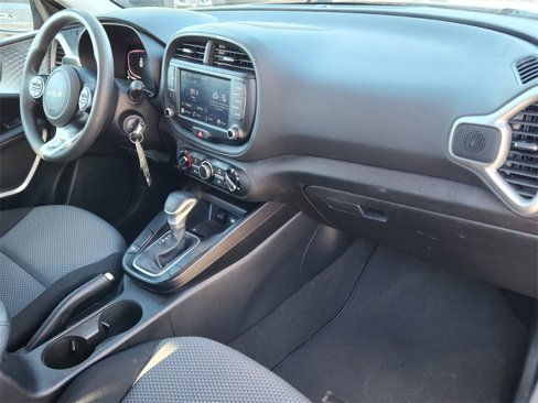 Used 2023 Kia Soul LX image 20