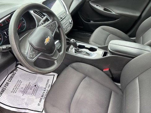 Used 2019 Chevrolet Malibu LT image 11