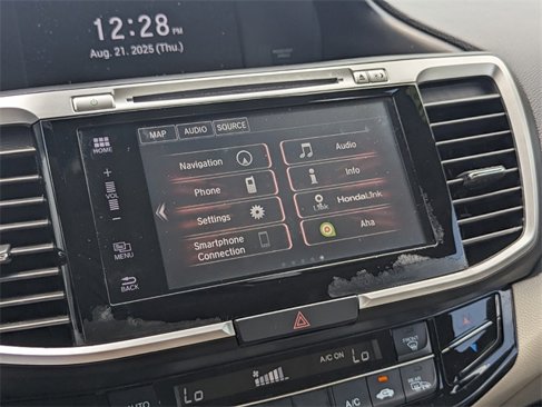 Used 2017 Honda Accord Touring image 21
