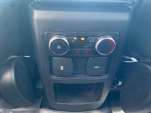 Used 2020 Ford Explorer XLT w/ Equipment Group 202A image 32