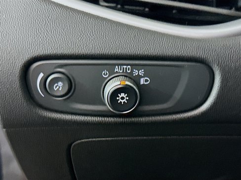 Used 2023 Chevrolet Malibu LT image 16