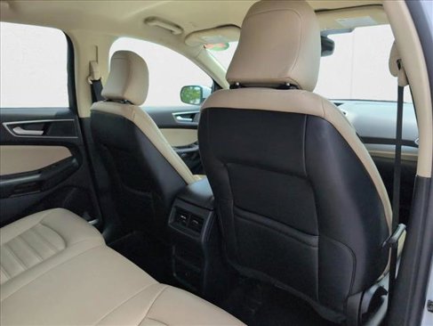 Used 2024 Ford Edge SEL image 19
