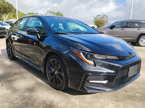 Used 2022 Toyota Corolla SE image 3