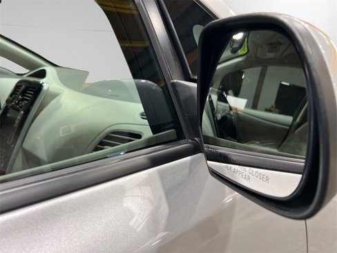 Used 2017 Nissan Leaf SV image 13