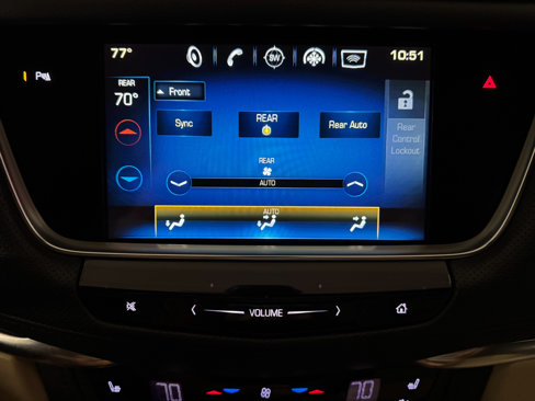 Used 2018 Cadillac XT5 Premium Luxury image 29
